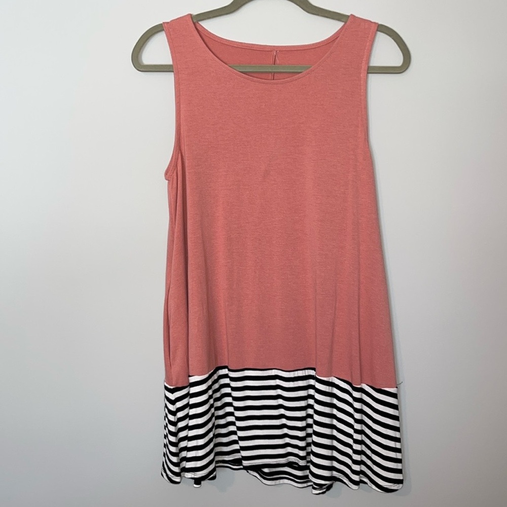 Women’s Boutique Sleeveless Top Striped Bottom